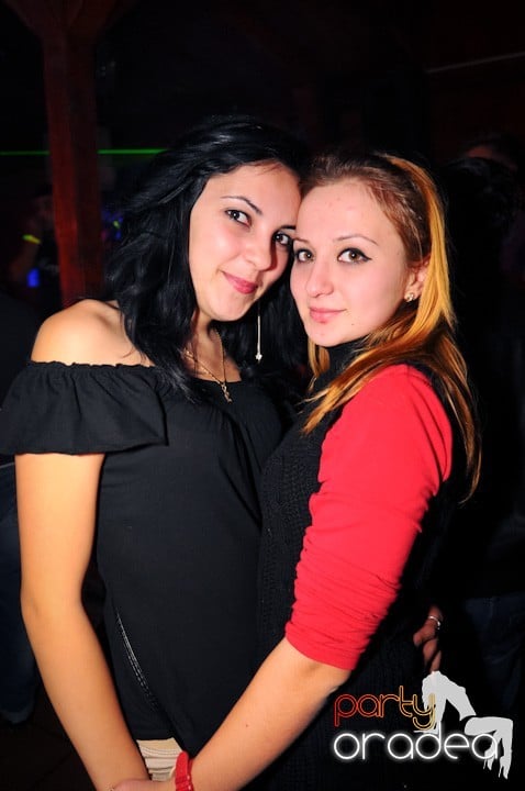 Retro Party în Disco Faház,
