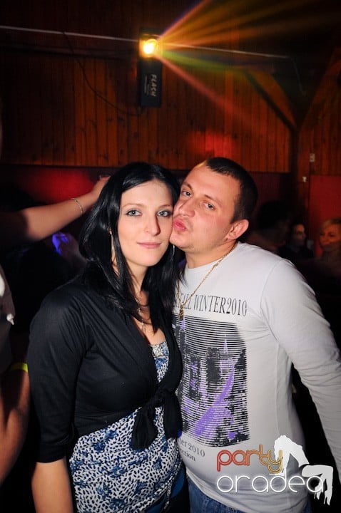 Retro Party în Disco Faház,