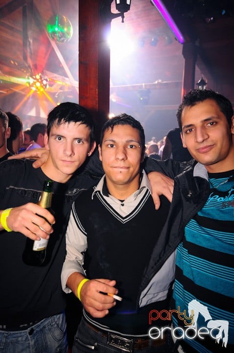 Retro Party în Disco Faház,