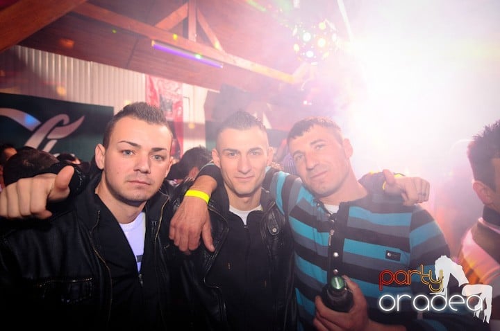 Retro Party în Disco Faház,