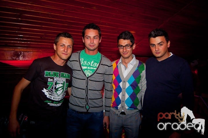 Retro Party în Disco Faház,