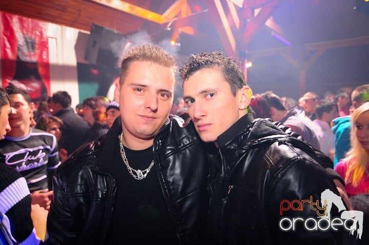 Retro Party în Disco Faház,
