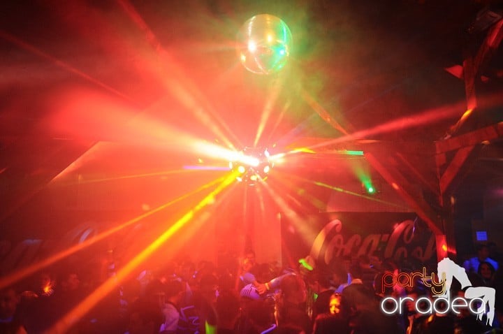 Retro Party în Disco Faház,