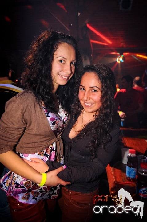 Retro Party în Disco Faház,