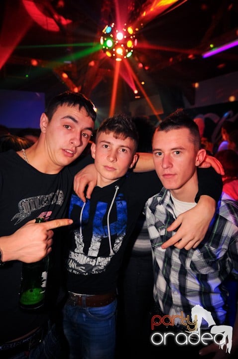 Retro Party în Disco Faház,