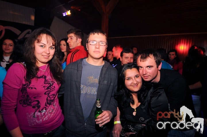 Retro Party în Disco Faház,