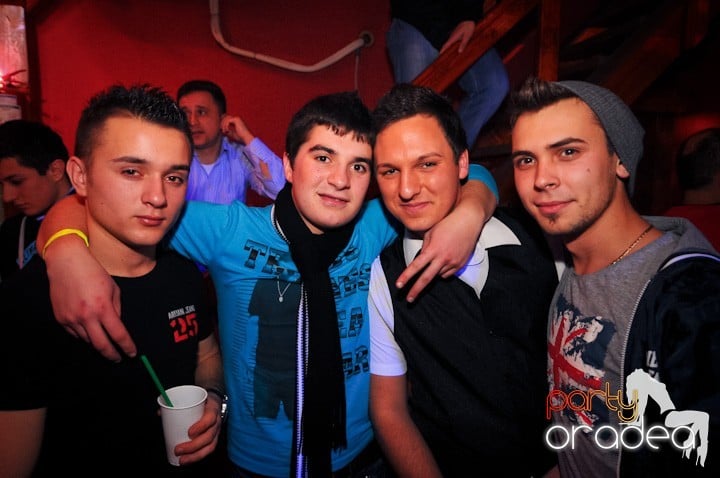 Retro Party în Disco Faház,