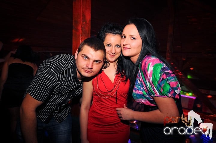 Retro Party în Disco Faház,