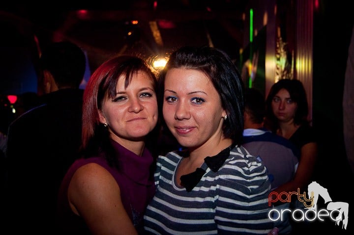 Retro Party în Disco Faház,