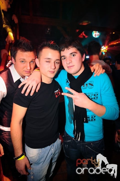 Retro Party în Disco Faház,
