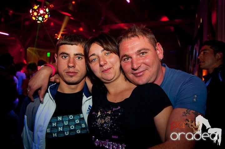 Retro Party în Disco Faház,