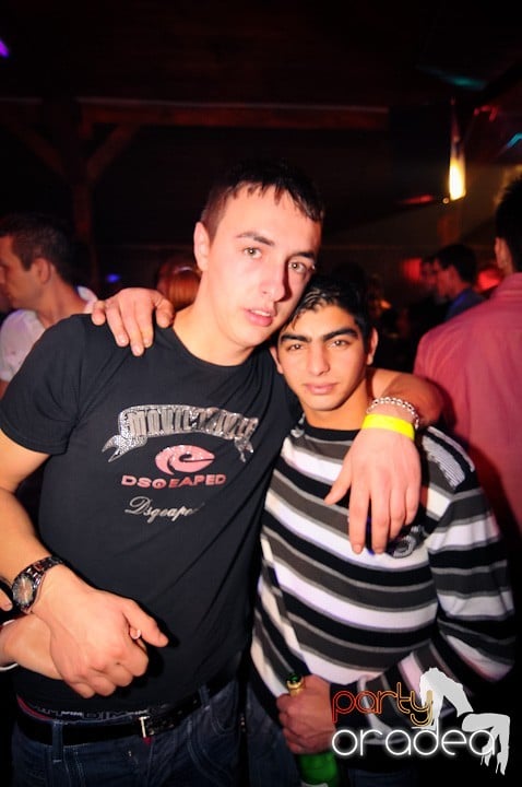 Retro Party în Disco Faház,