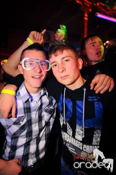 Retro Party în Disco Faház,