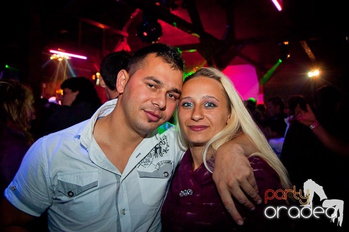 Retro Party în Disco Faház,