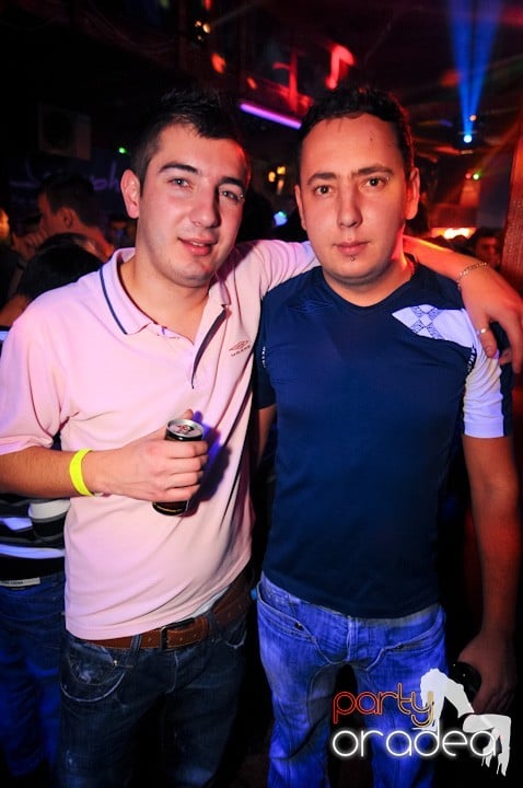 Retro Party în Disco Faház,