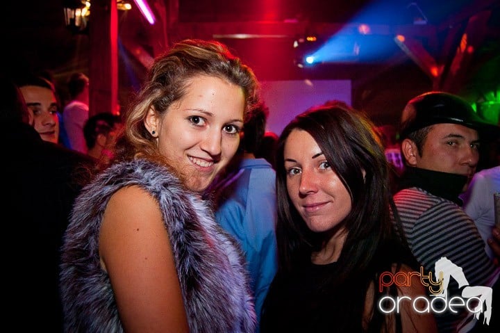 Retro Party în Disco Faház,