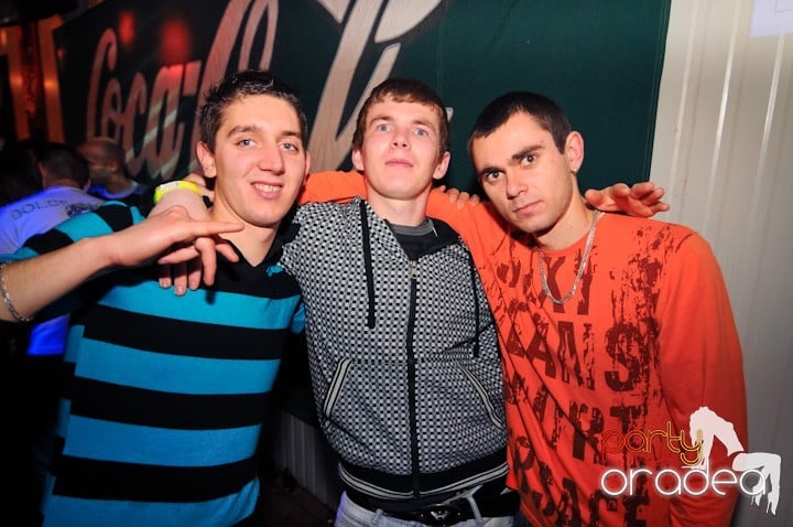 Retro Party în Disco Faház,