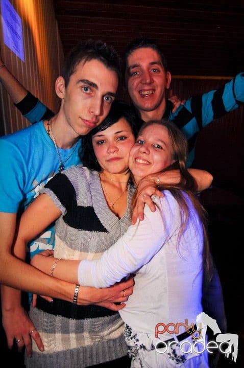 Retro Party în Disco Faház,