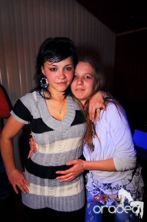 Retro Party în Disco Faház,