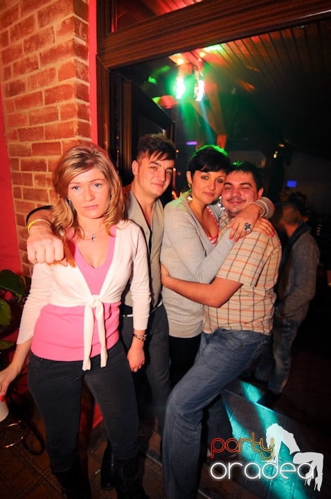 Retro Party în Disco Faház,