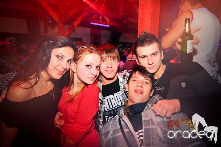Retro Party în Disco Faház,