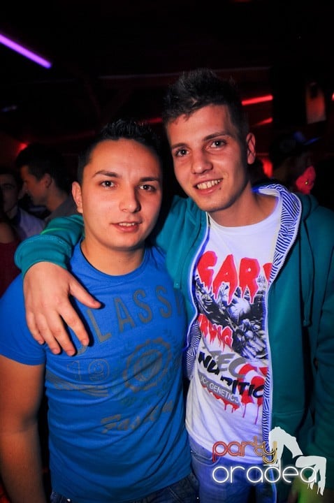 Retro Party în Disco Faház,