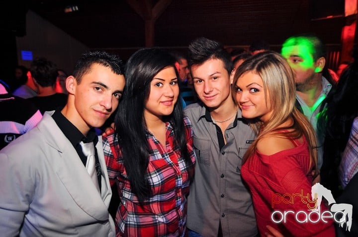 Retro Party în Disco Faház,
