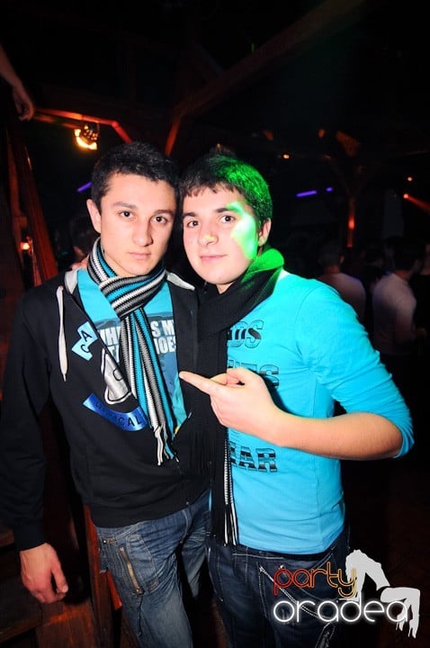 Retro Party în Disco Faház,