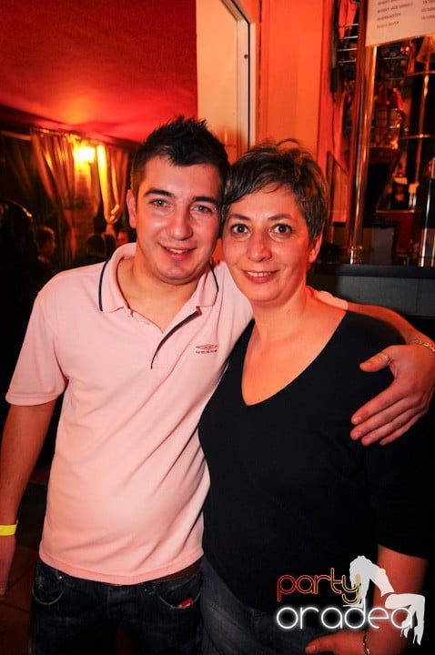 Retro Party în Disco Faház,