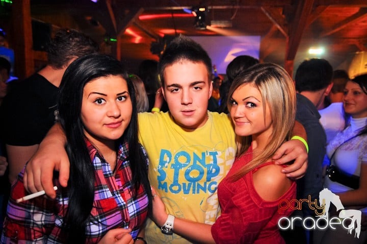 Retro Party în Disco Faház,