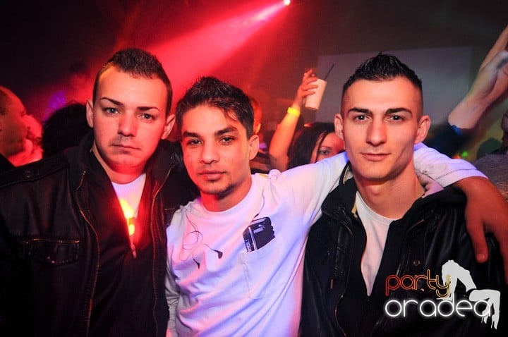 Retro Party în Disco Faház,