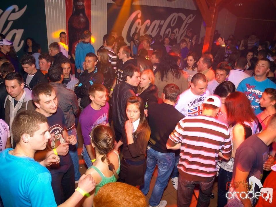 Retro Party în Disco Faház, 