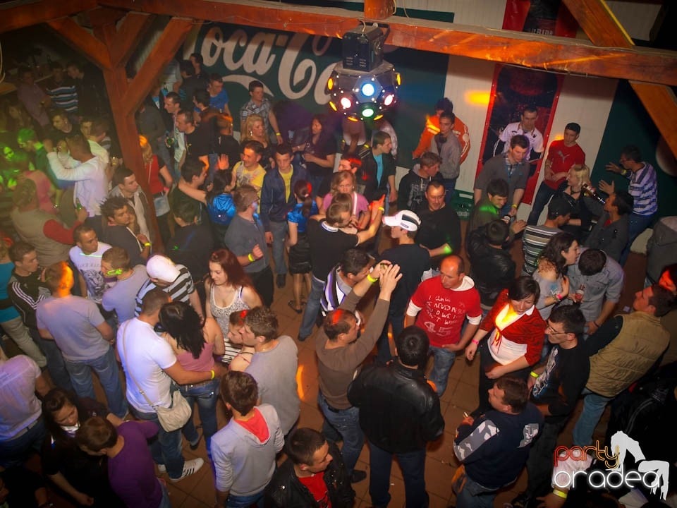 Retro Party în Disco Faház, 