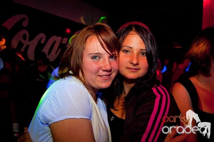 Retro Party în Disco Faház,