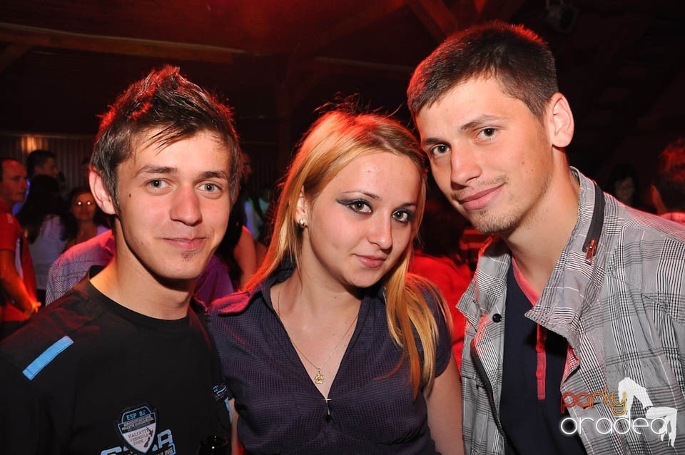 Retro Party în Disco Faház, 