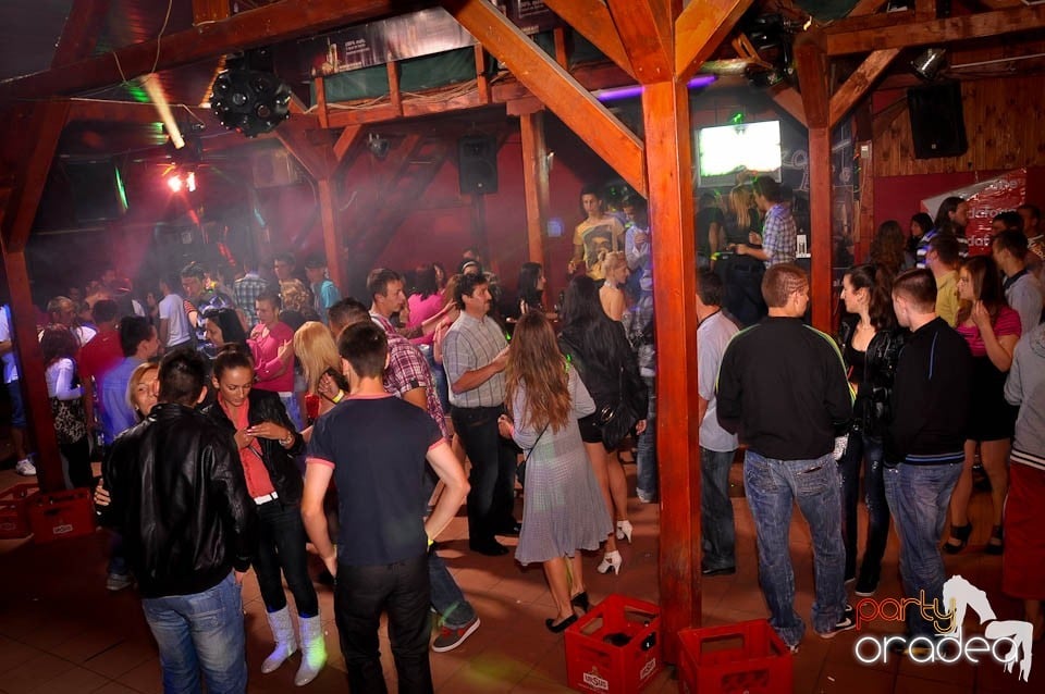 Retro Party în Disco Faház, 