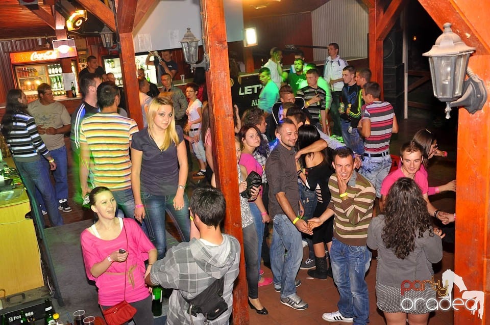 Retro Party în Disco Faház, 