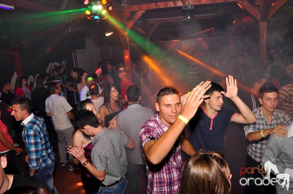 Retro Party în Disco Faház, 