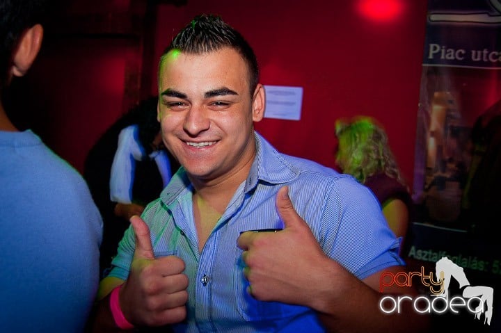 Retro Party în Disco Faház,