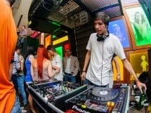 Retro Party