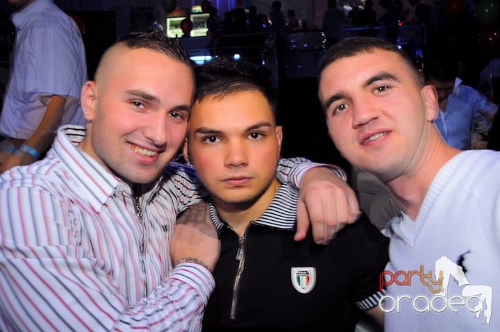 Revelion în No Problem,