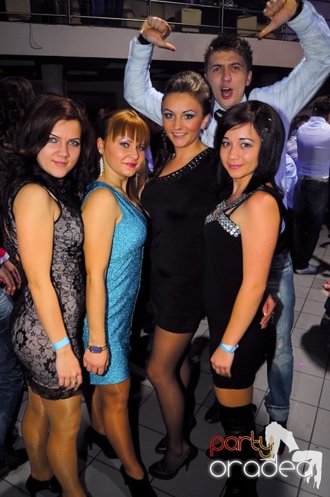 Revelion în No Problem,
