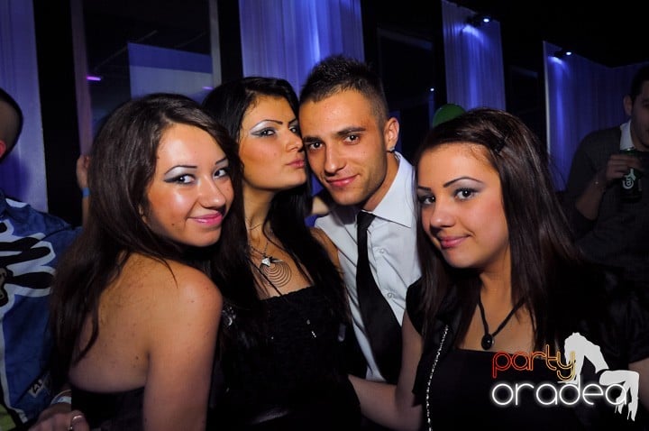 Revelion în No Problem,