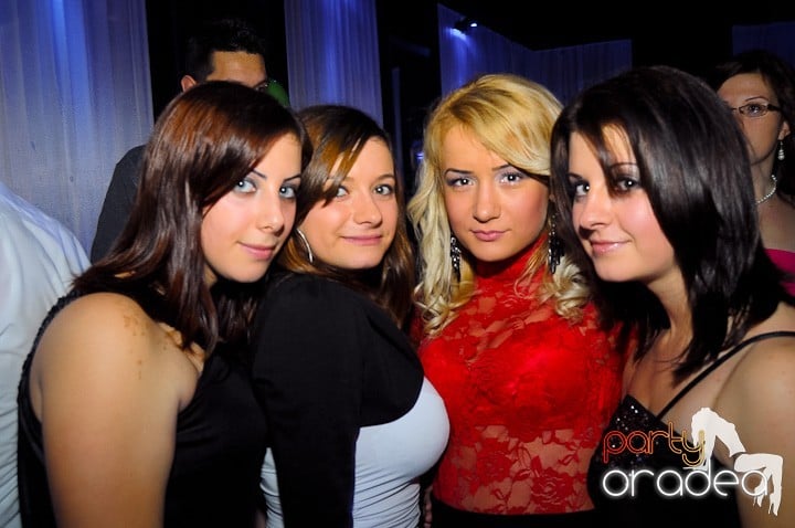 Revelion în No Problem,