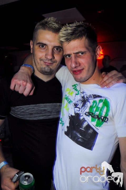 Revelion în No Problem,