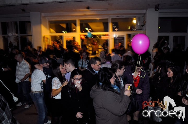 Revelion în No Problem,