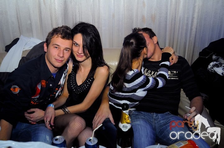 Revelion în No Problem,