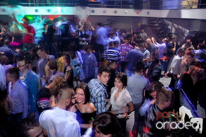 Revelion în No Problem,