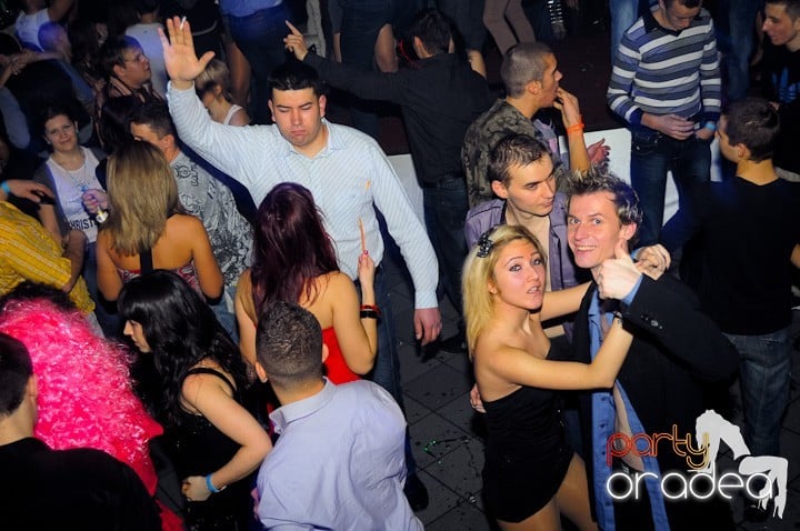 Revelion în No Problem,
