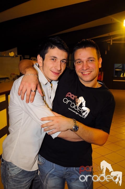 Revelion în No Problem,